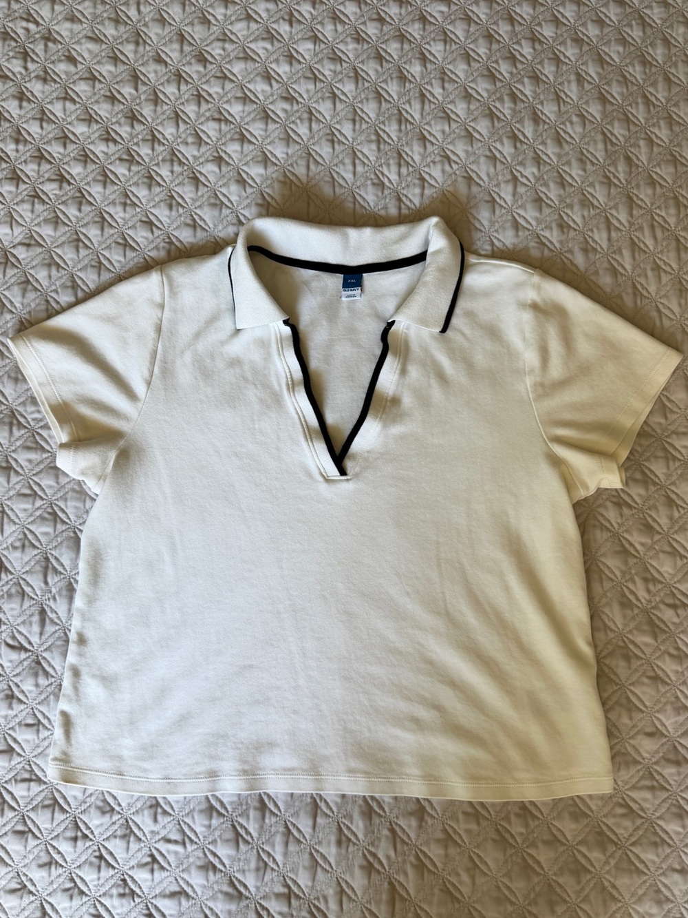 Old Navy Cream Polo Shirt with Black Contrast Trim V-Neck Short Sleeve